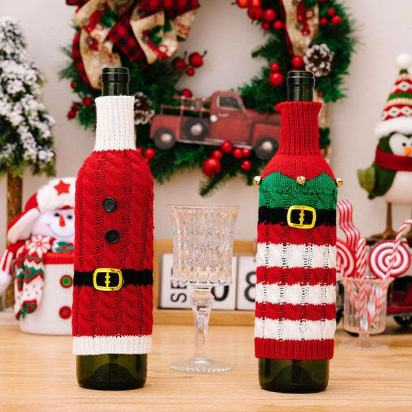 2-Piece Cable-Knit Wine Bottle Covers - Stylish Protection