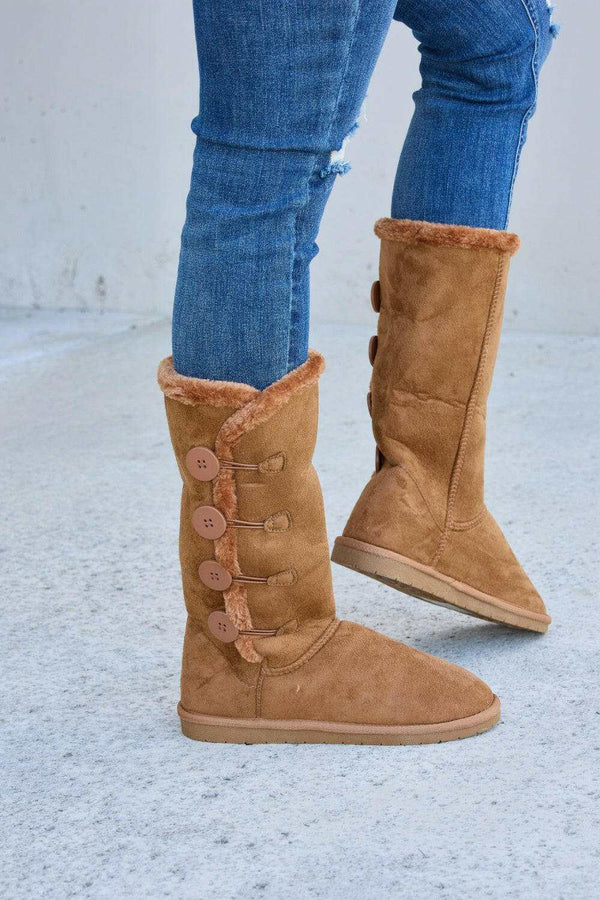 Forever Link Warm Fur Lined Flat Boots for Cozy Winter Comfort