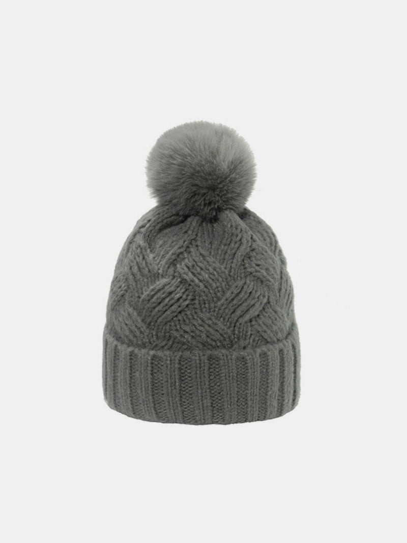 Roll Rim Cable-Knit Hat - Stylish and Warm Accessory