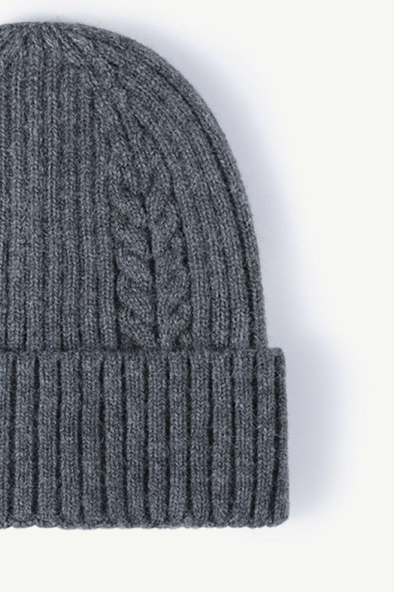 Cable-Knit Cuff Beanie - Stylish & Comfortable Design